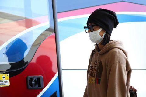 今晨欧超杯焦点战，勒沃库森单刀错失，质疑声仍在，赛季目标并未改变的简单介绍