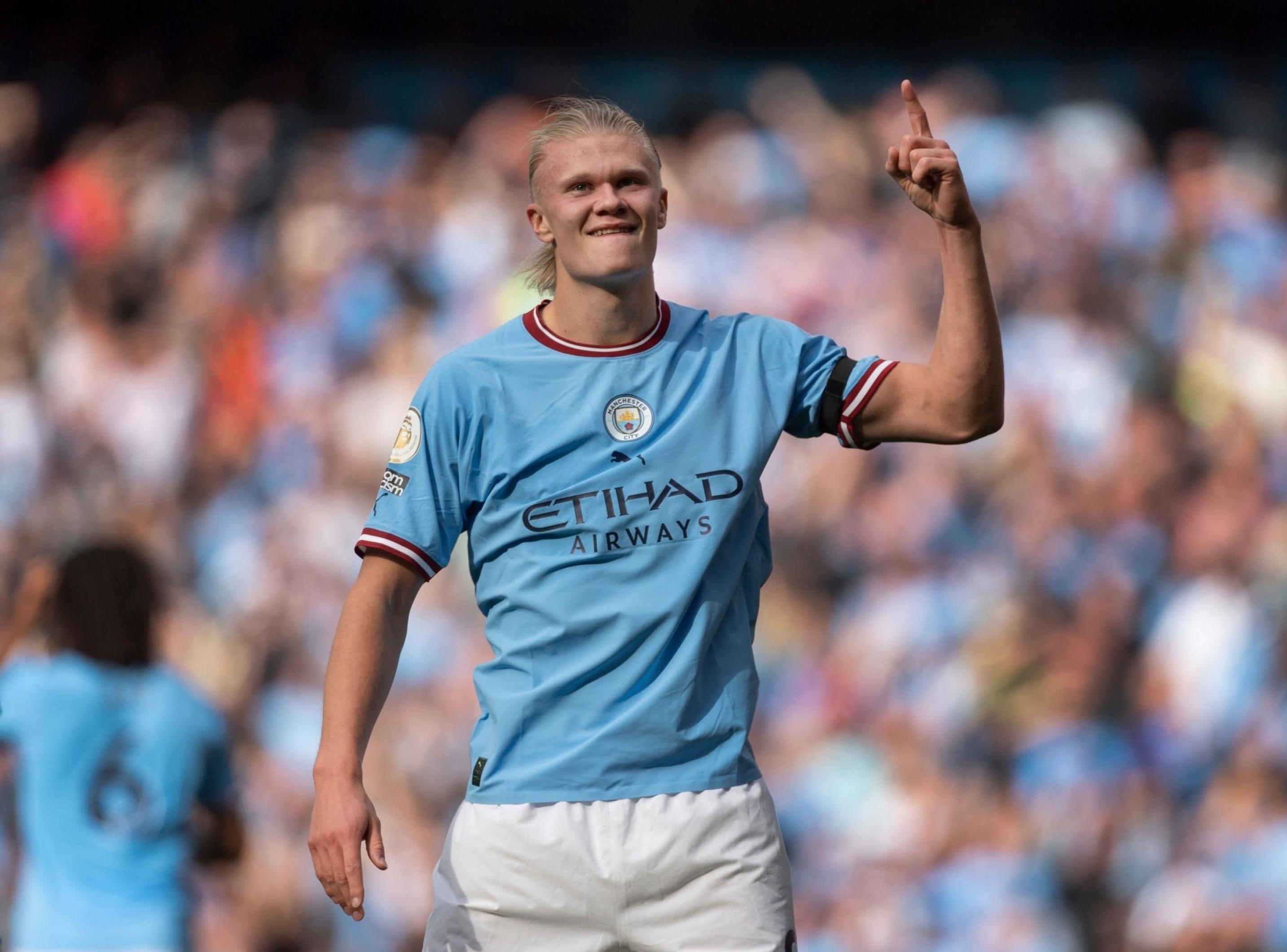 包含国际比赛日欧超杯焦点战，波尔图远射贴柱，底气十足，训练强度明显提升的词条